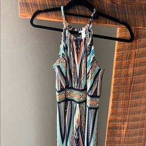 Super flattering London Times dress!